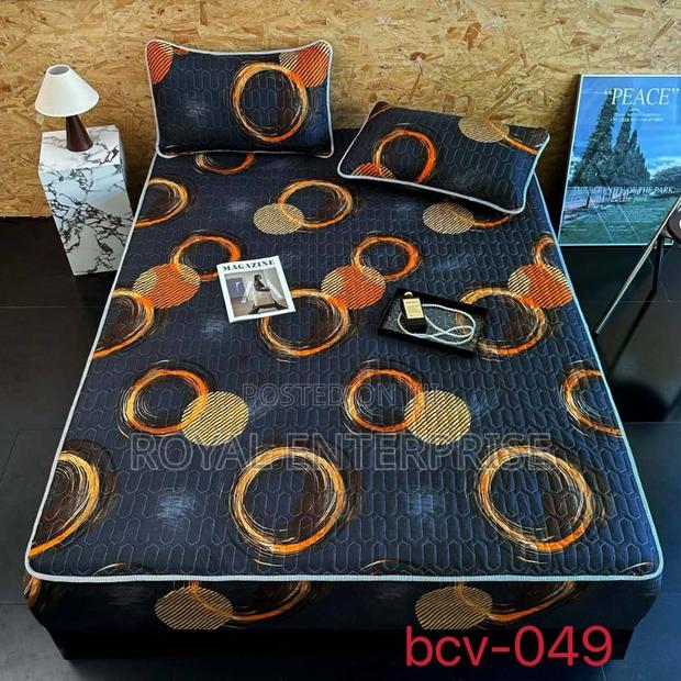 Waterproof Mattress Covers; Hypoallergenic ( Double, Queen, King Size) · Photo 1