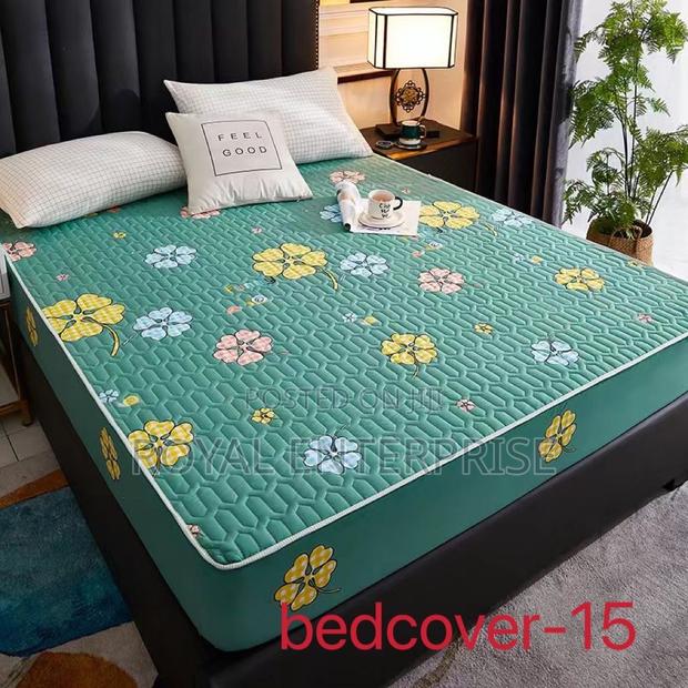 Waterproof Mattress Covers; Machine Washable ( Double, Queen and King · Photo 1