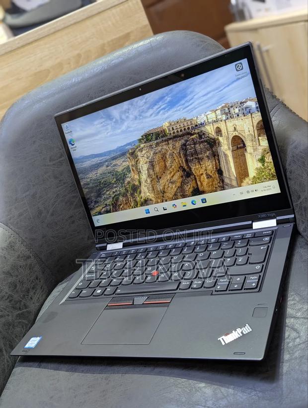 Laptop Lenovo ThinkPad X380 Yoga 8GB Intel Core I5 SSD 256GB · Photo 2