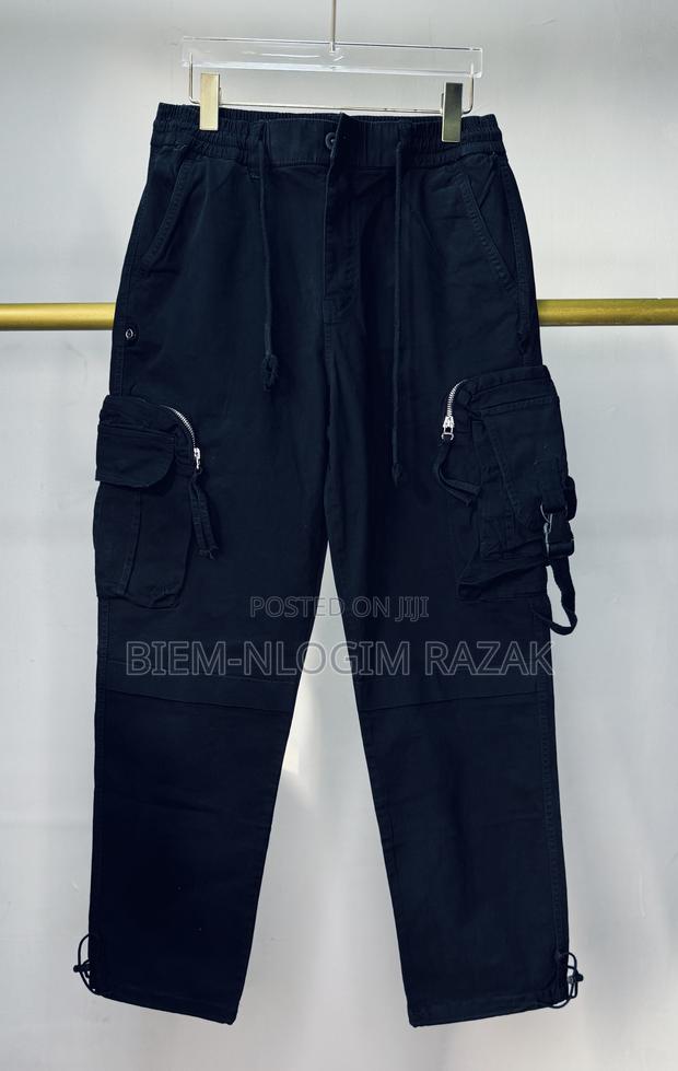Free Leg N Bumper Side Pockets (Cargo Pants ) Available in Stock · Photo 4