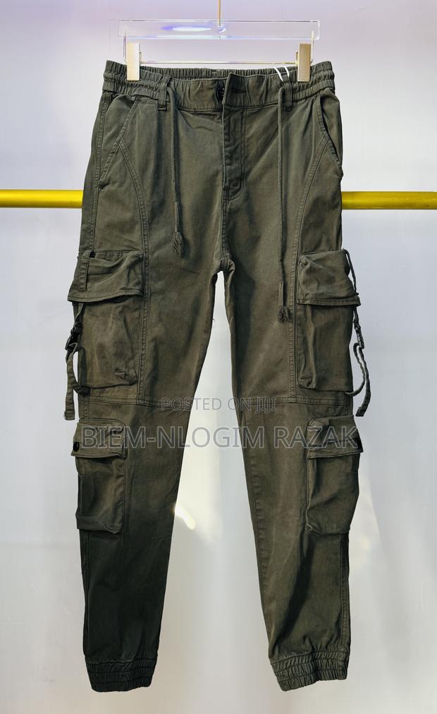 Free Leg N Bumper Side Pockets (Cargo Pants ) Available in Stock · Photo 3