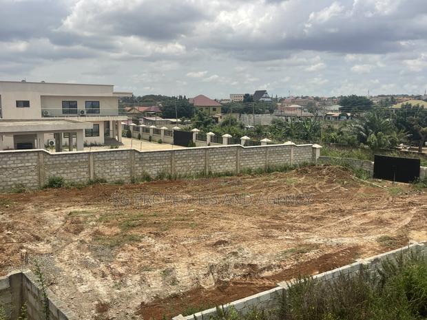 Genuine and Documented One Full Plot for Sale at Lashibi · Photo 3