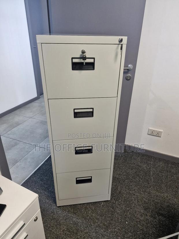 File Cabinet With Safe · Photo 3