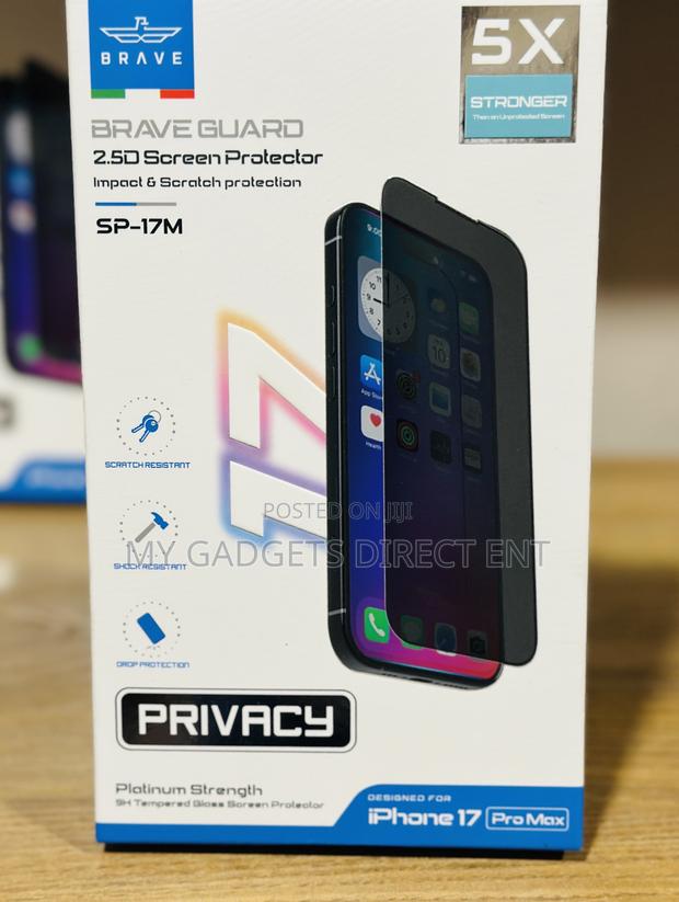 iPhone 17 Pro Max Privacy Protector · Photo 1