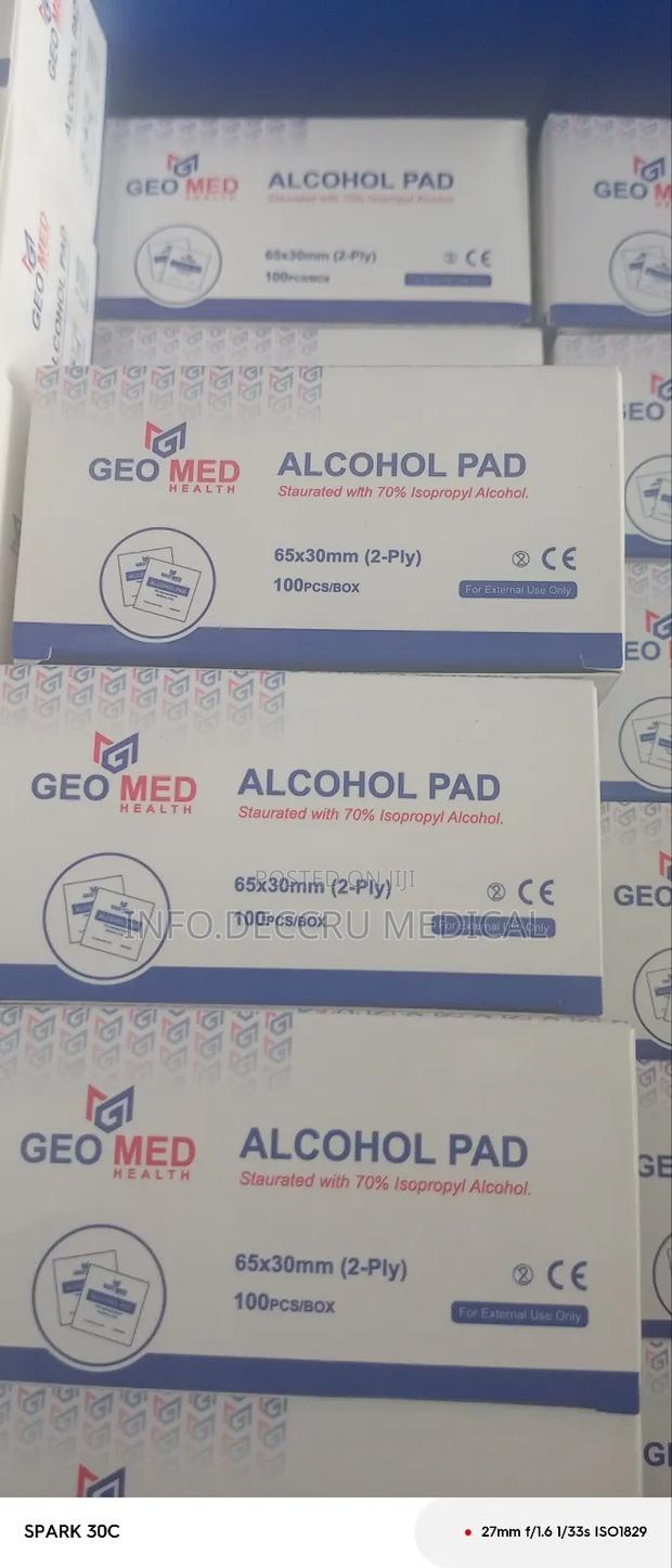 Alcohol Pad · Photo 1