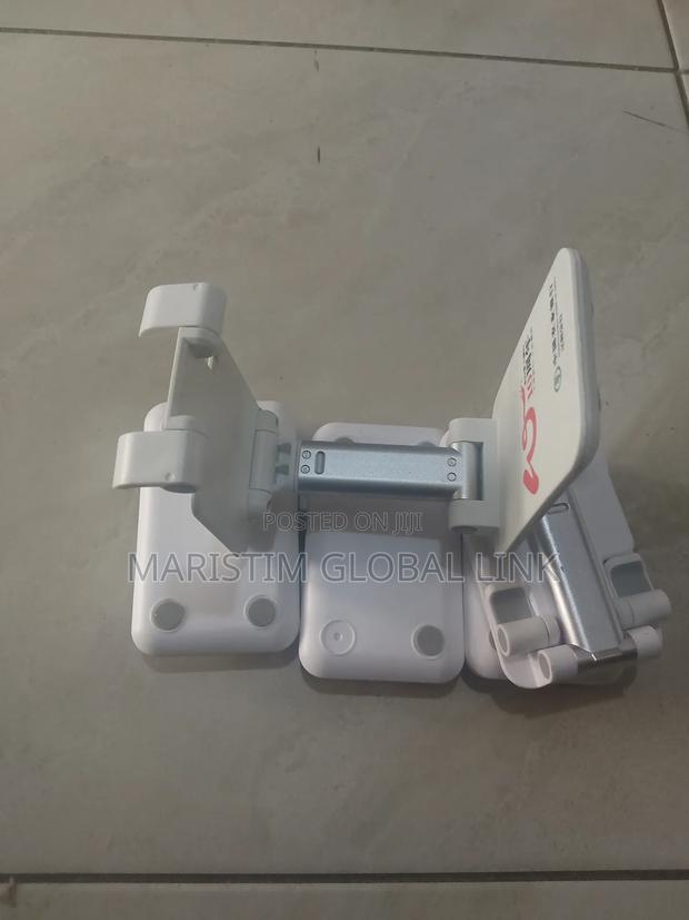 Quality Phone Stand · Photo 1