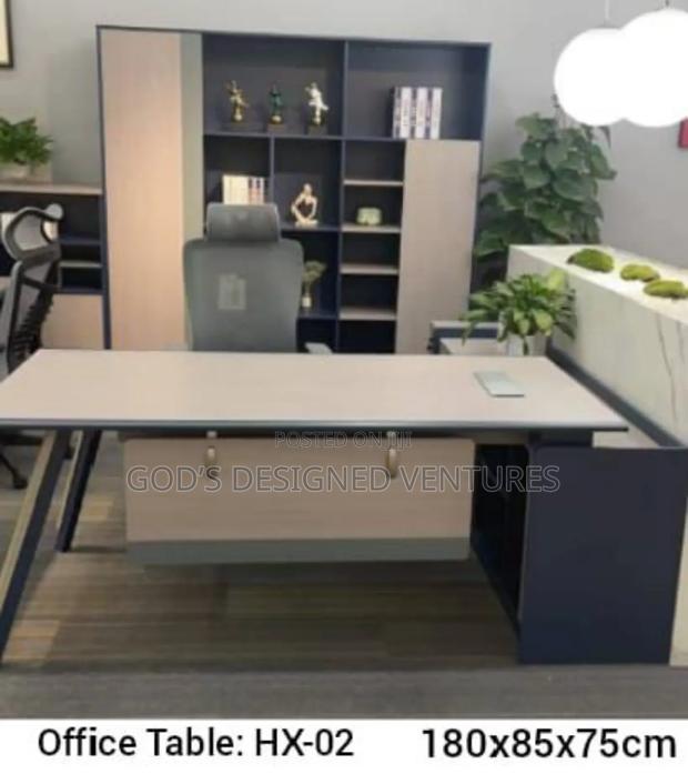 Classic L Shape Office Table · Photo 1