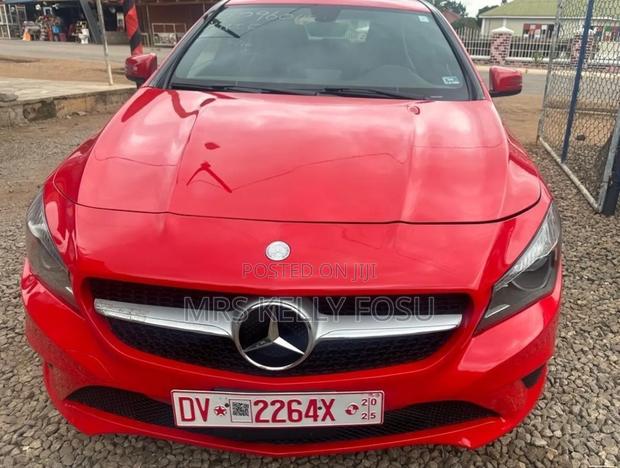 Mercedes-Benz C250 2015 Red · Photo 4
