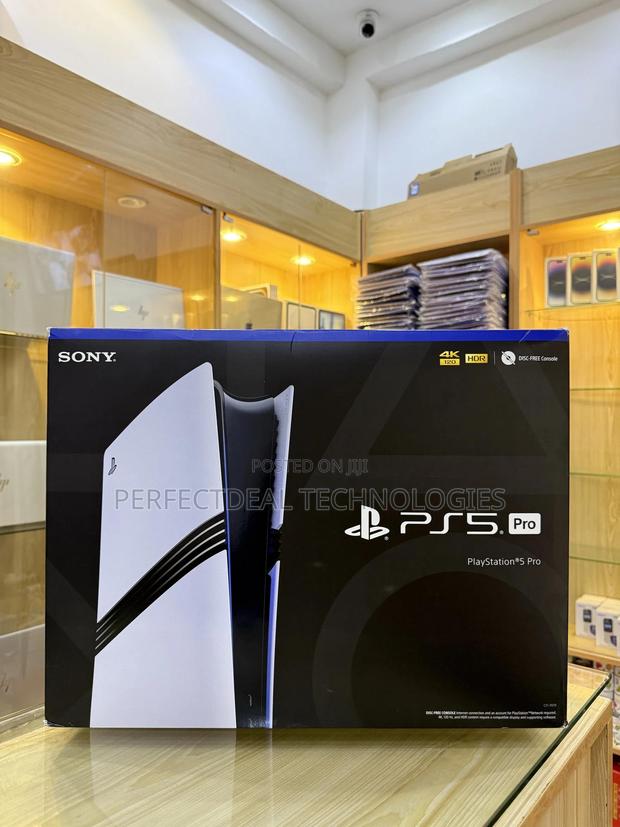 Playstation 5 Pro · Photo 1