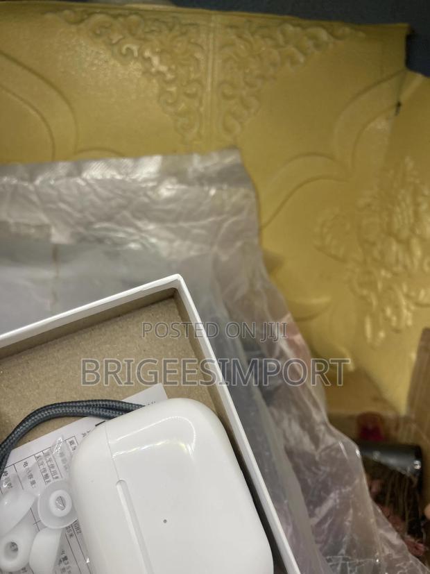 Earpods Pro 5 · Photo 3
