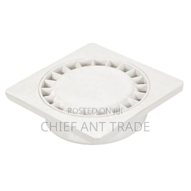Floor Drainer 25cm2 for Compounds · Photo 1