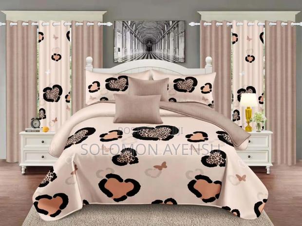 Quality 8 Pieces Bedspread Set Available in Different Colours · Photo 1