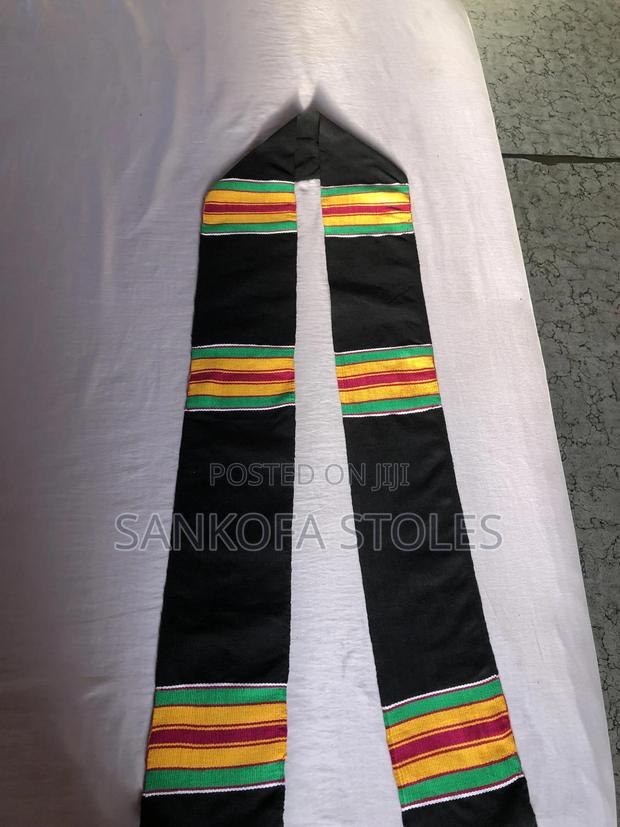 Handwoven Plain Graduation Sash · Photo 4