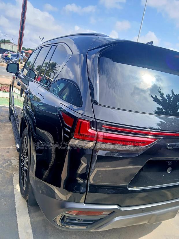 New Lexus LX LX 600 2024 Black · Photo 4
