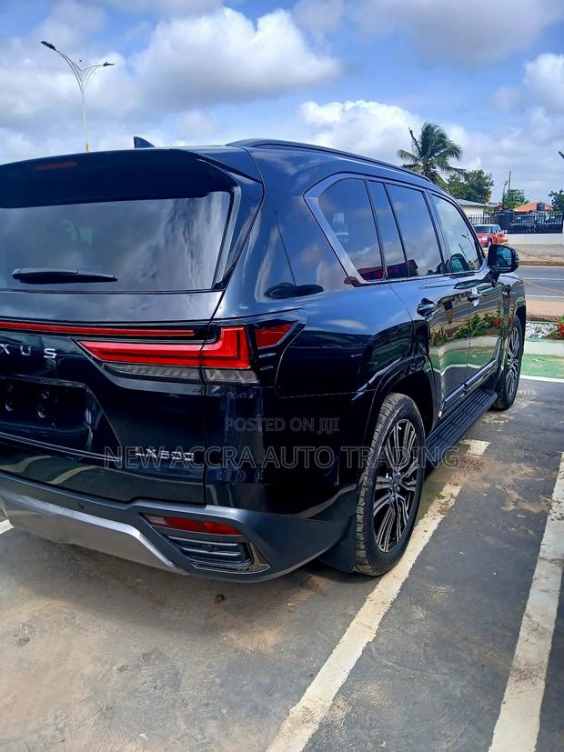 New Lexus LX LX 600 2024 Black · Photo 3