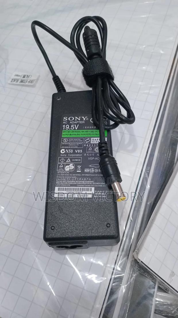 Sony Charger Yellow Mouth Available · Photo 1