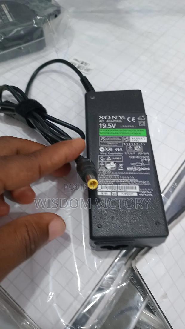 Sony Charger Yellow Mouth Available · Photo 3