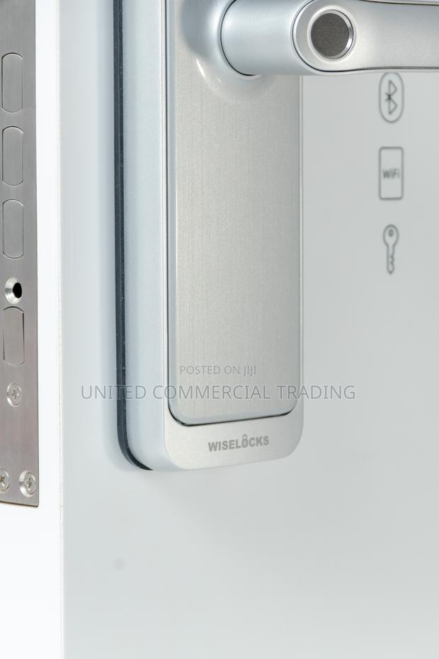 Smart Door Lock (Silver) · Photo 4
