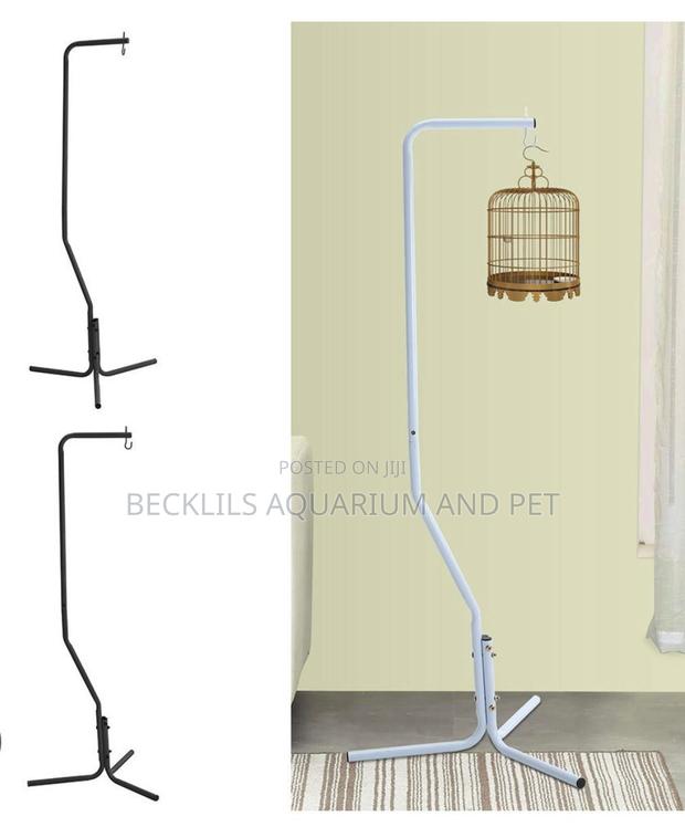 Quality Metal Bird Hanger Stand · Photo 1
