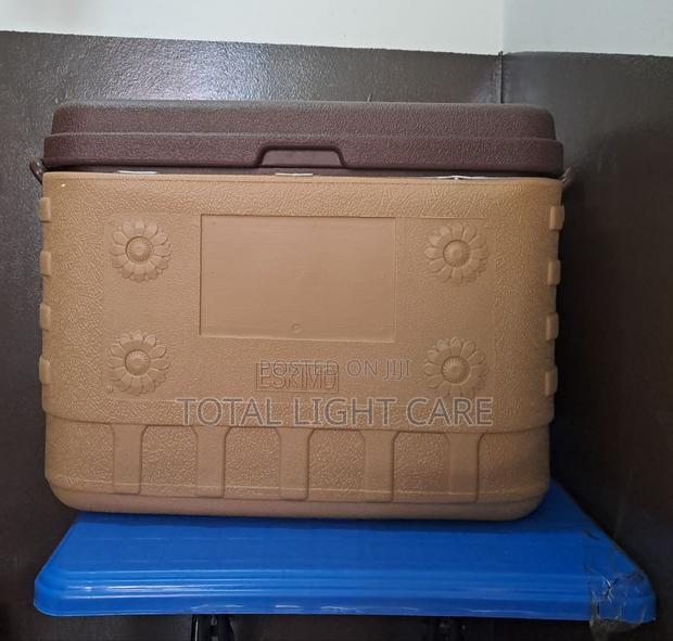 Elegant 90 Liters 3 Set Ice Chest · Photo 5
