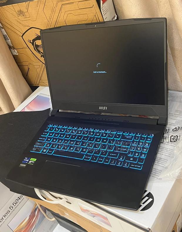 New Laptop MSI Katana GF66 16GB Intel Core i9 SSD 1T · Photo 1