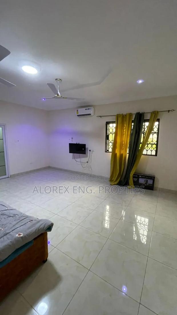 4bdrm House in Bawaleshie, Dodowa for rent · Photo 4