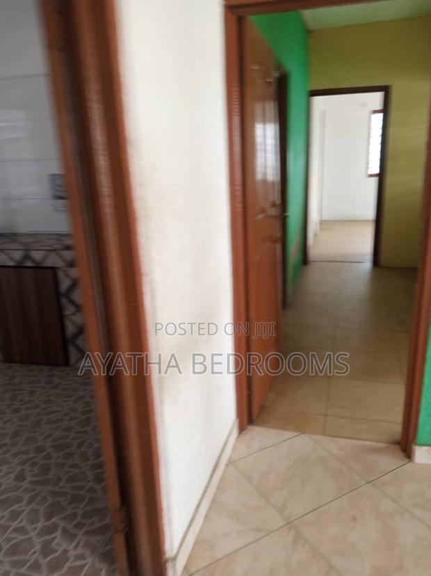 2bdrm Apartment in Modern Properties, New Town for rent · Photo 7