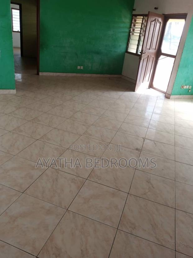 2bdrm Apartment in Modern Properties, New Town for rent · Photo 4