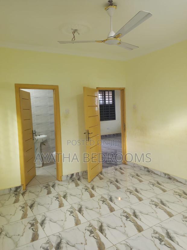2bdrm Apartment in Modern Properties, New Town for rent · Photo 2