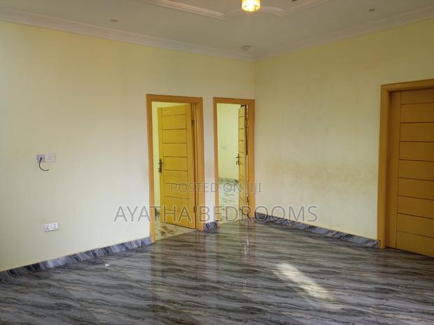 2bdrm Apartment in Modern Properties, New Town for rent · Photo 7