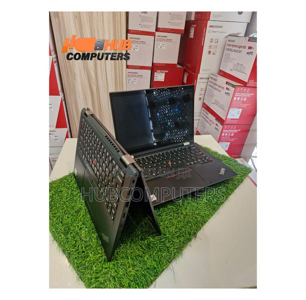 Laptop Lenovo ThinkPad Yoga 8GB Intel Core I5 SSD 256GB · Photo 1