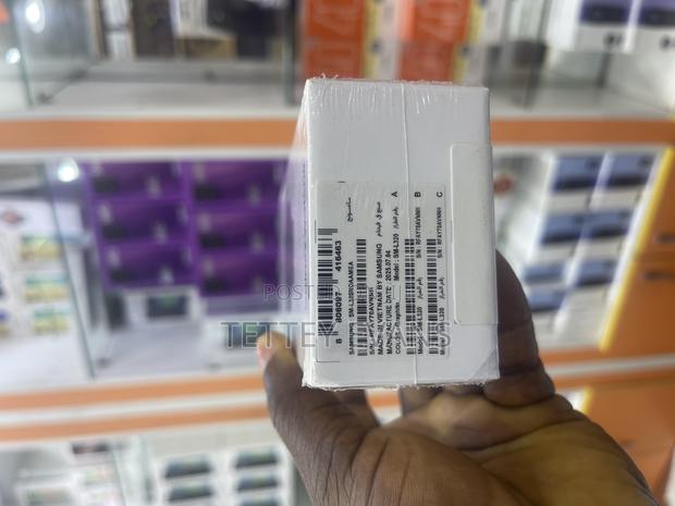 Samsung Galaxy Watch 8 Classic L550 · Photo 3