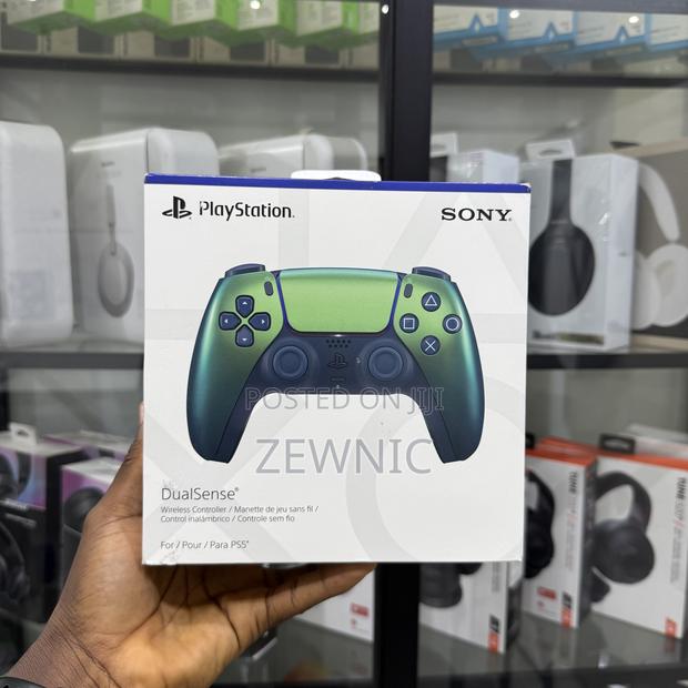 Ps5 Dualsense Controller · Photo 1