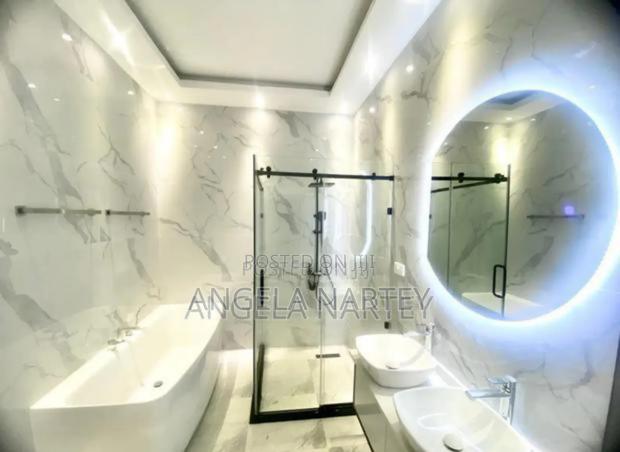 4bdrm House in Baatsonaa Spintex for sale · Photo 4