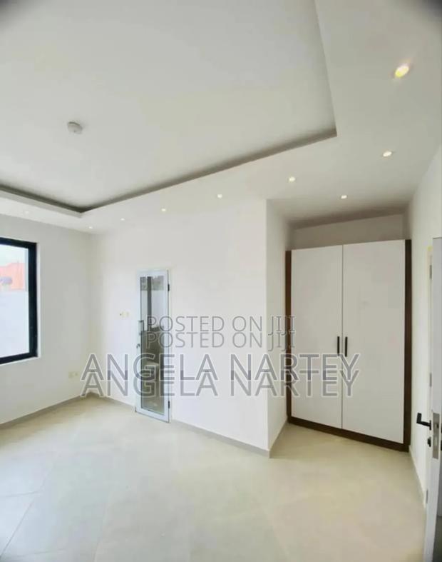 4bdrm House in Baatsonaa Spintex for sale · Photo 8