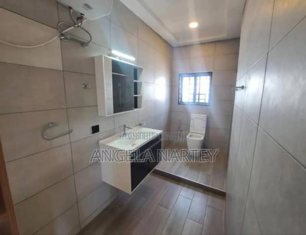3bdrm House in Manet-East Airport, Accra Metropolitan for sale · Photo 6