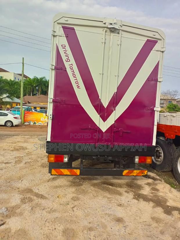 Hyundai 5 Ton Container 20 Filter · Photo 2