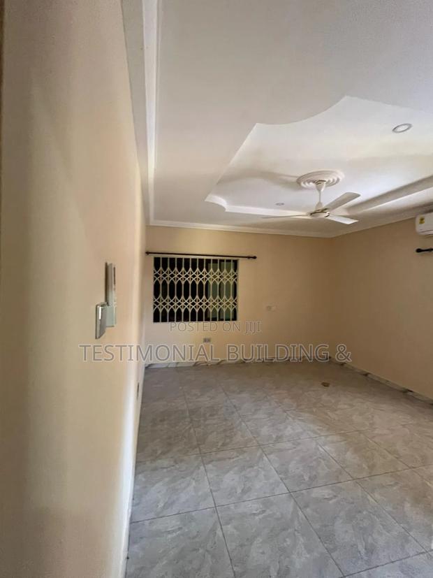 3bdrm Apartment in Testimonial Building, Frafraha for rent · Photo 4