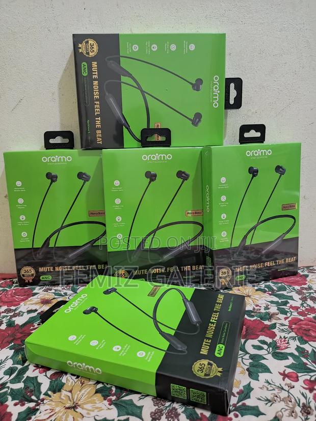 Oraimo Necklace 5 30db Noise Cancellation Call Vibration Earphones · Photo 1