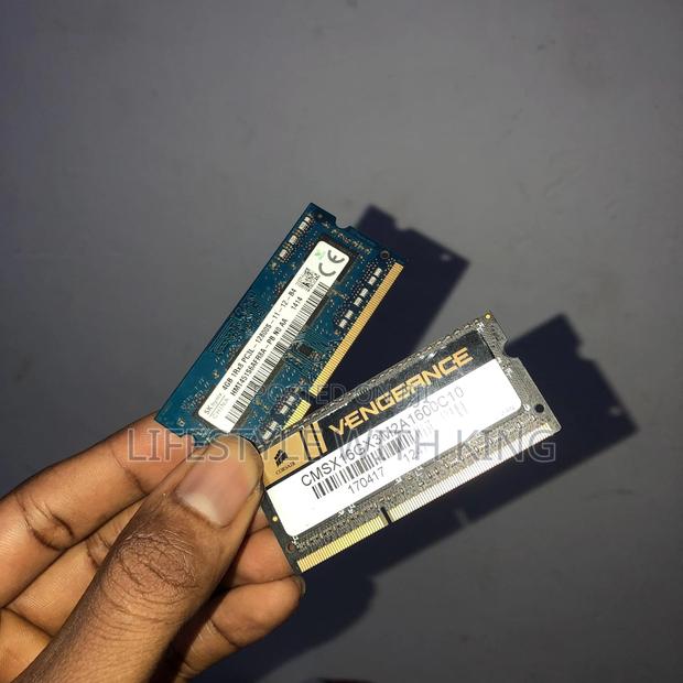 Laptop Ram 8gb (4gb X2) Corsair Vengeance Ddr3 Laptop Ram · Photo 1