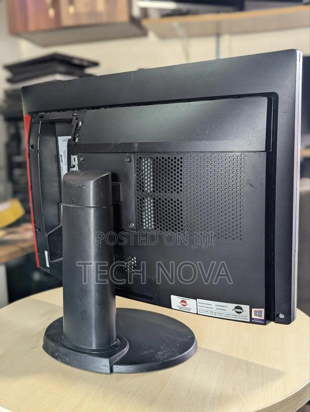Desktop Computer Fujitsu Esprimo K558/24 8GB Intel Core i5 SSD 256GB · Photo 5