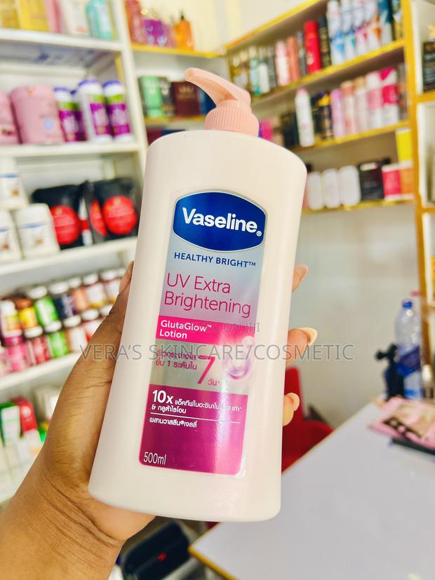 Vaseline Healthy Bright Body Lotions · Photo 2