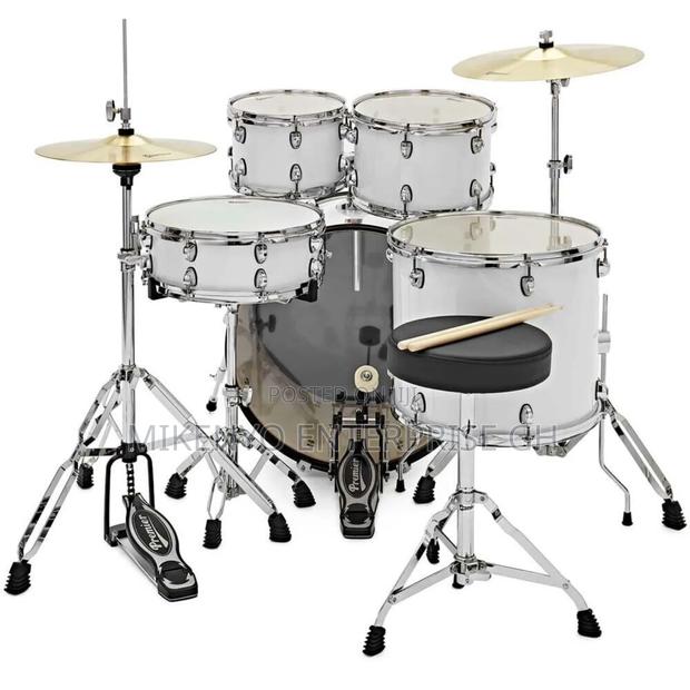 Quality Premier Revolution 20" 5-Piece Complete Drum Kit White · Photo 4