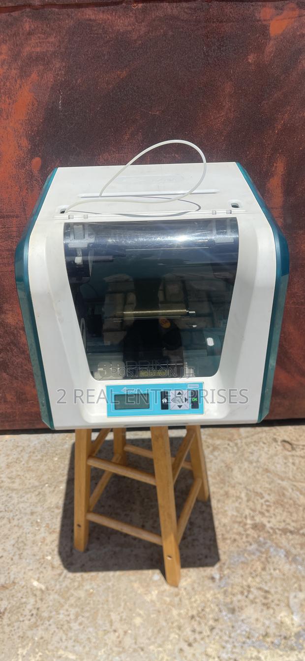 Xyzprinting Da Vinci Jr. 1.0w Wireless Volume Enclosed 3d Printer · Photo 1