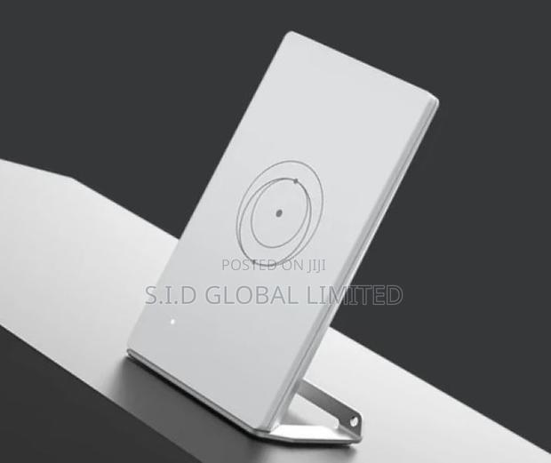 Starlink Mini Kit Portable Wifi Router · Photo 1