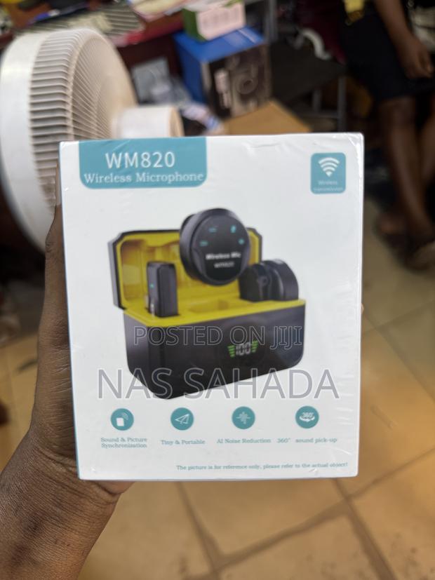 Wireless Microphone Wm820 · Photo 2