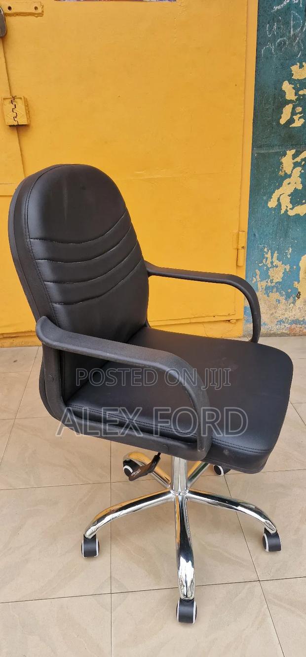 Office Chair Leather · Photo 2