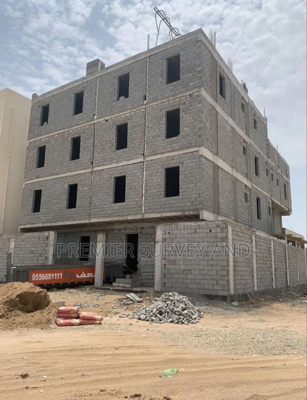 Building Masters · Photo 1