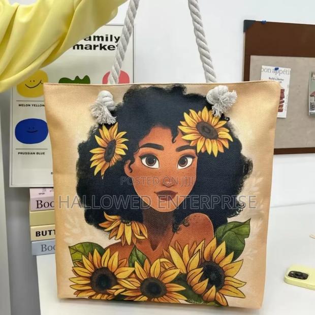 Large Capacity Double-Sided Pattern Canvas Tote Bag · Photo 7