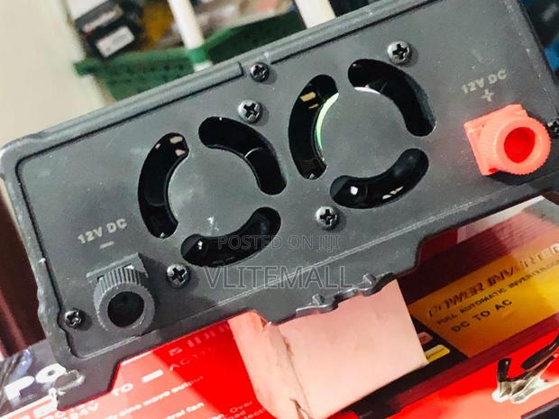 Dc12v to Ac220v Power Inverter 1000w · Photo 4